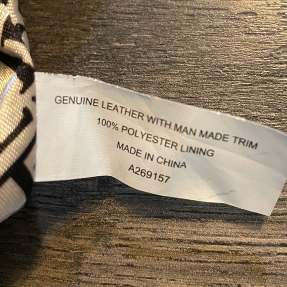 Tignanello Purse Genuine Leather - Picture 7 of 11